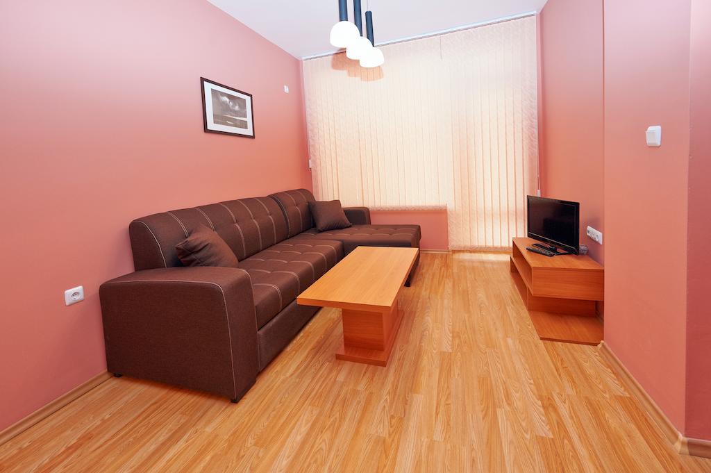 Apartments Dimitrovi Pomorie Quarto foto